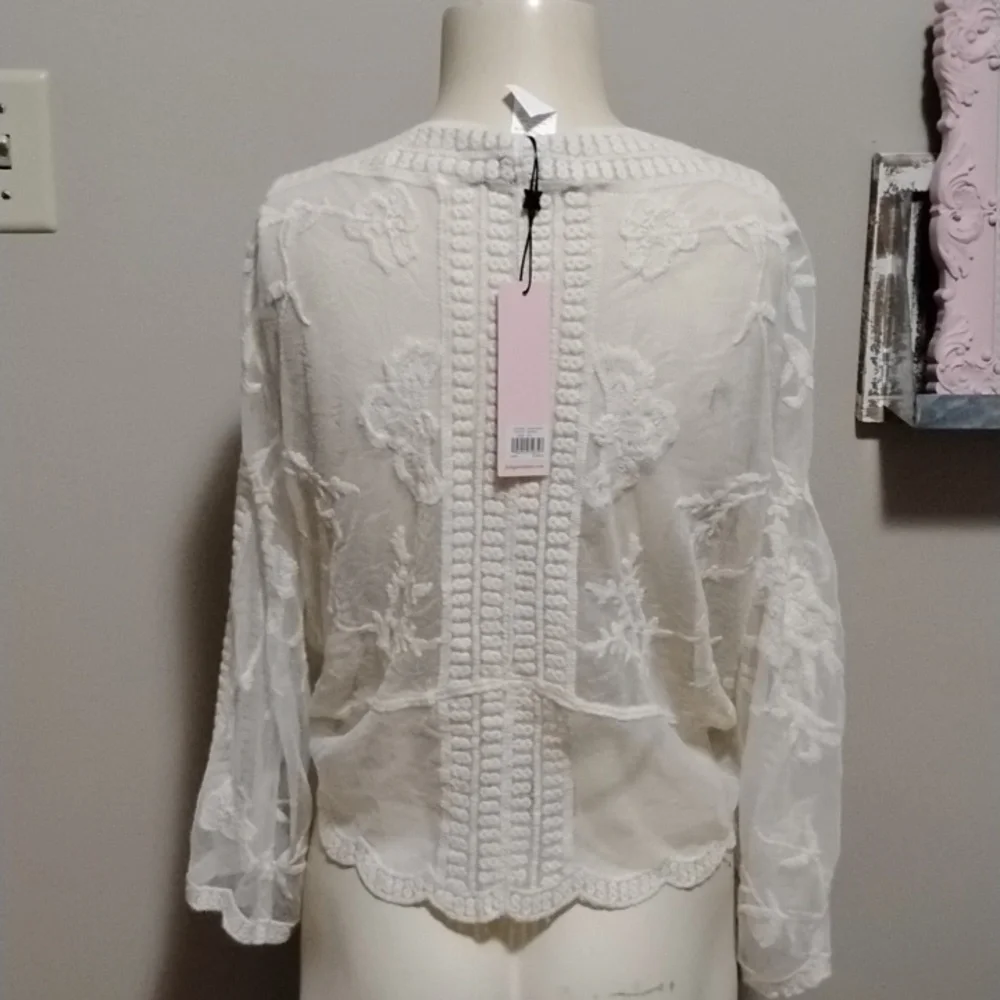 NWT BCBGeneration top - Picture 3 of 7